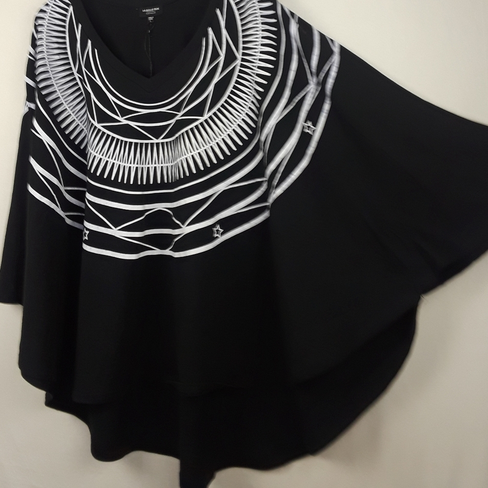 Le Belle Roc Rockawear Black Knit Poncho Top Sz L